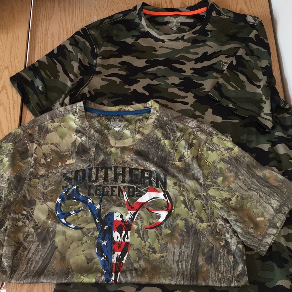 2 Men Southern Legends Camo T-shirts Patriotic S/M